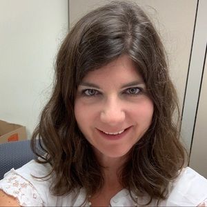 Meet your Posher, Suzanne